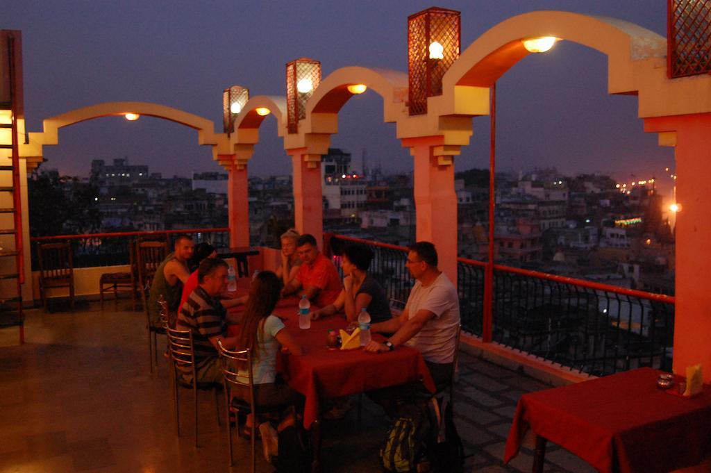 Puja Guest House Varanasi Exterior photo