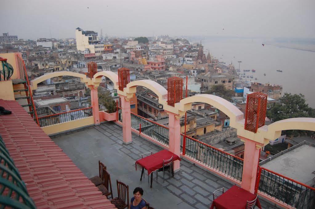 Puja Guest House Varanasi Exterior photo